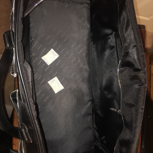 Versace Parfums Black Duffel Bag **BRAND NEW** - Picture 5 of 5